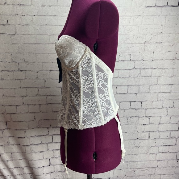 Va Bien 34C white lacy strapless bustier NWT - Picture 3 of 8